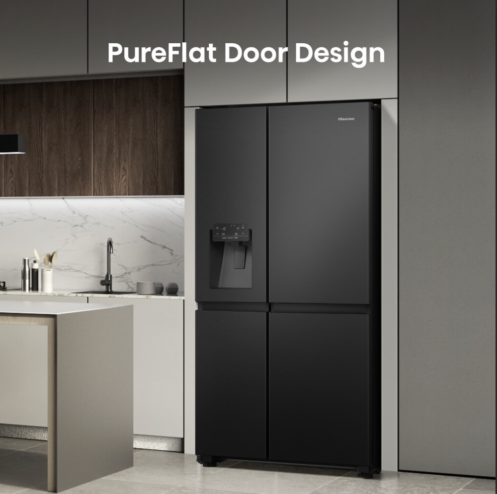 Hisense RS818N4TFE 632L American Smart Fridge Freezer Black (REFURBISHED)