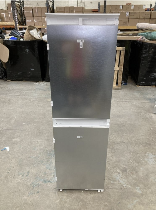 BOSCH Series 2 KIN85NSE0G Integrated 50/50 Fridge Freezer (REFURBISHED)